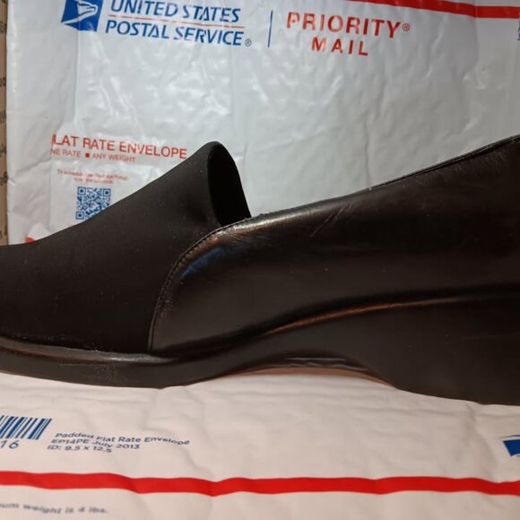 AeroSoles Women’s Black Leather/fabric Slide On Wedge Square Toe Shoes - Picture 5 of 10